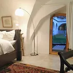 Chateau Trebesice ホテル クトナー・ホラ