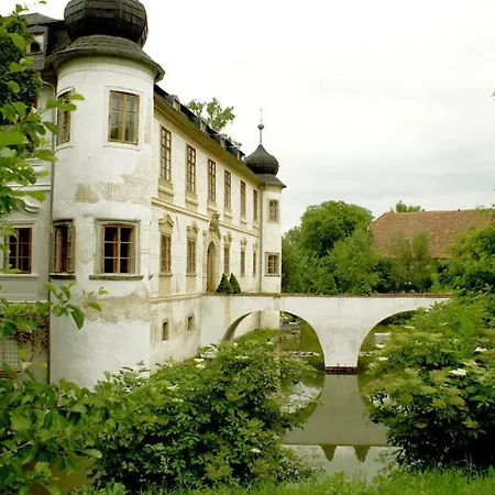 Chateau Trebesice 4*