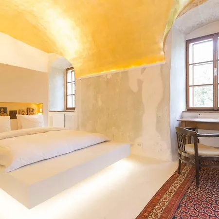 Chateau Trebesice 4*