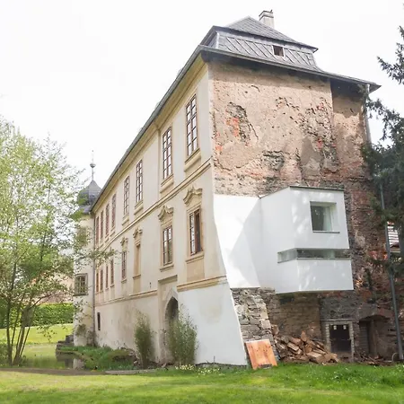 Chateau Trebesice קונטה הורה