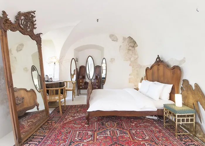 Chateau Trebesice Kutna Hora