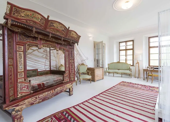 Chateau Trebesice Otel 4*